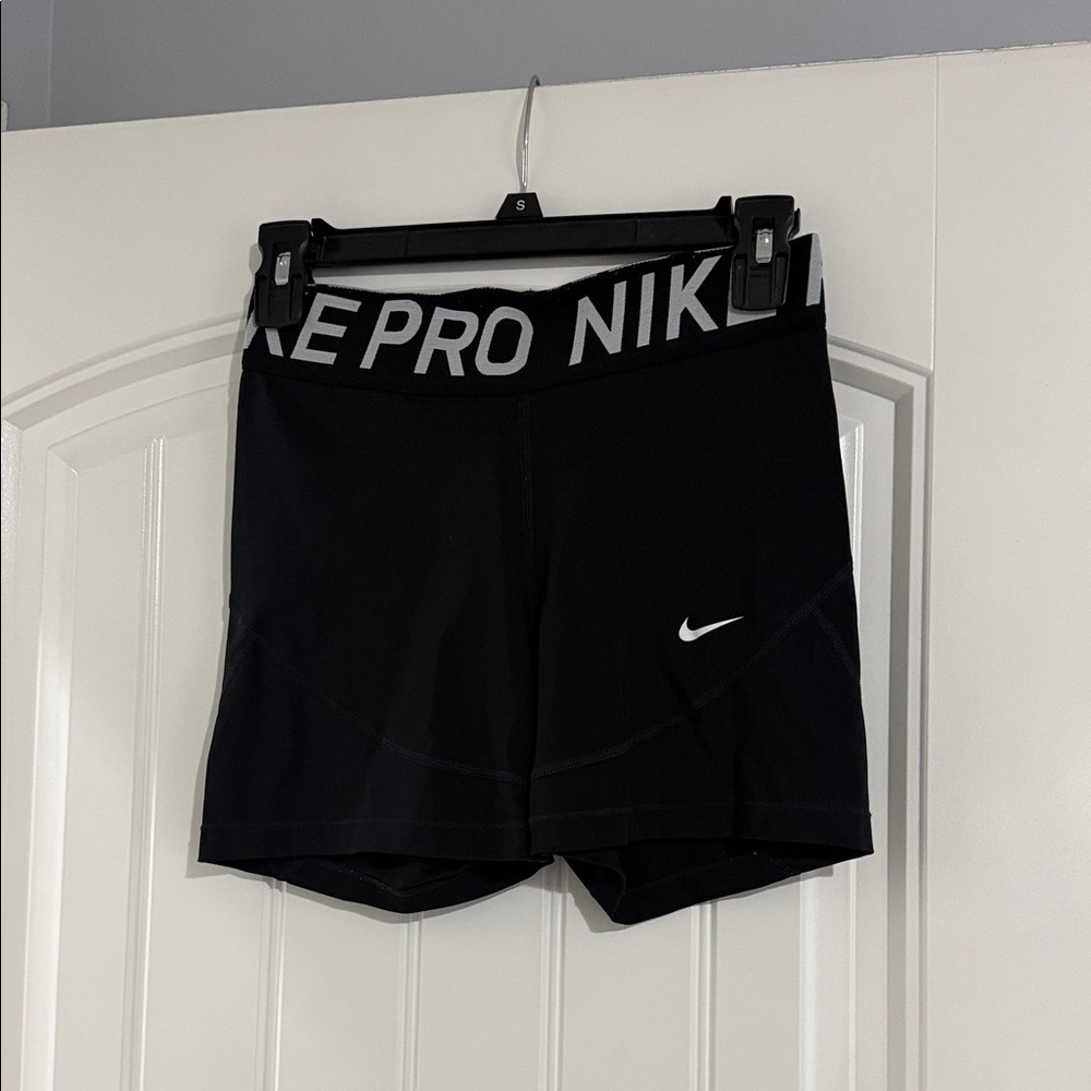 Nike Women's Black Pro Athletic Shorts